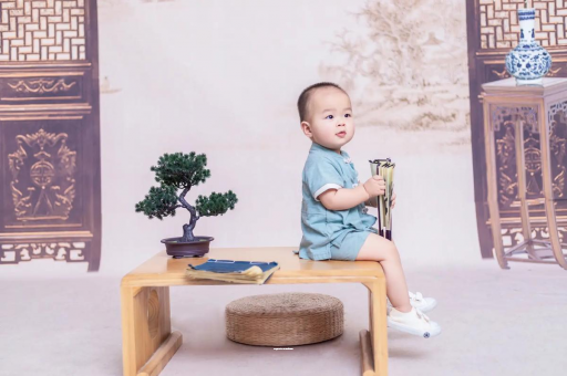 自贡宝宝掉头发是怎么回事